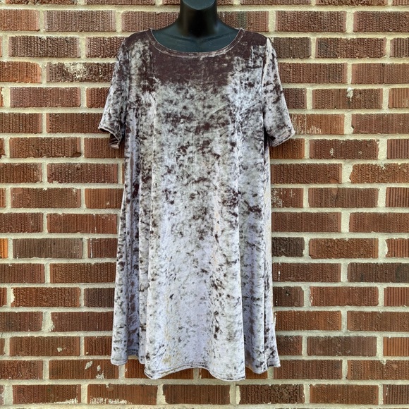 POL Dresses & Skirts - Pol Crushed Velvet Purple Lavender short sleeve mini Shirt Dress Size Large